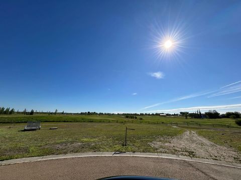Photo of 109 Wilkins Place Crescent, Hanna, AB T0J 1P0 (MLS # SC0061748)