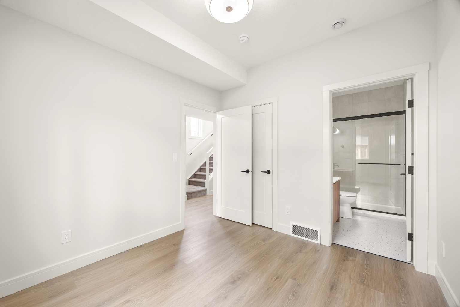 67 Panatella Square NW 305