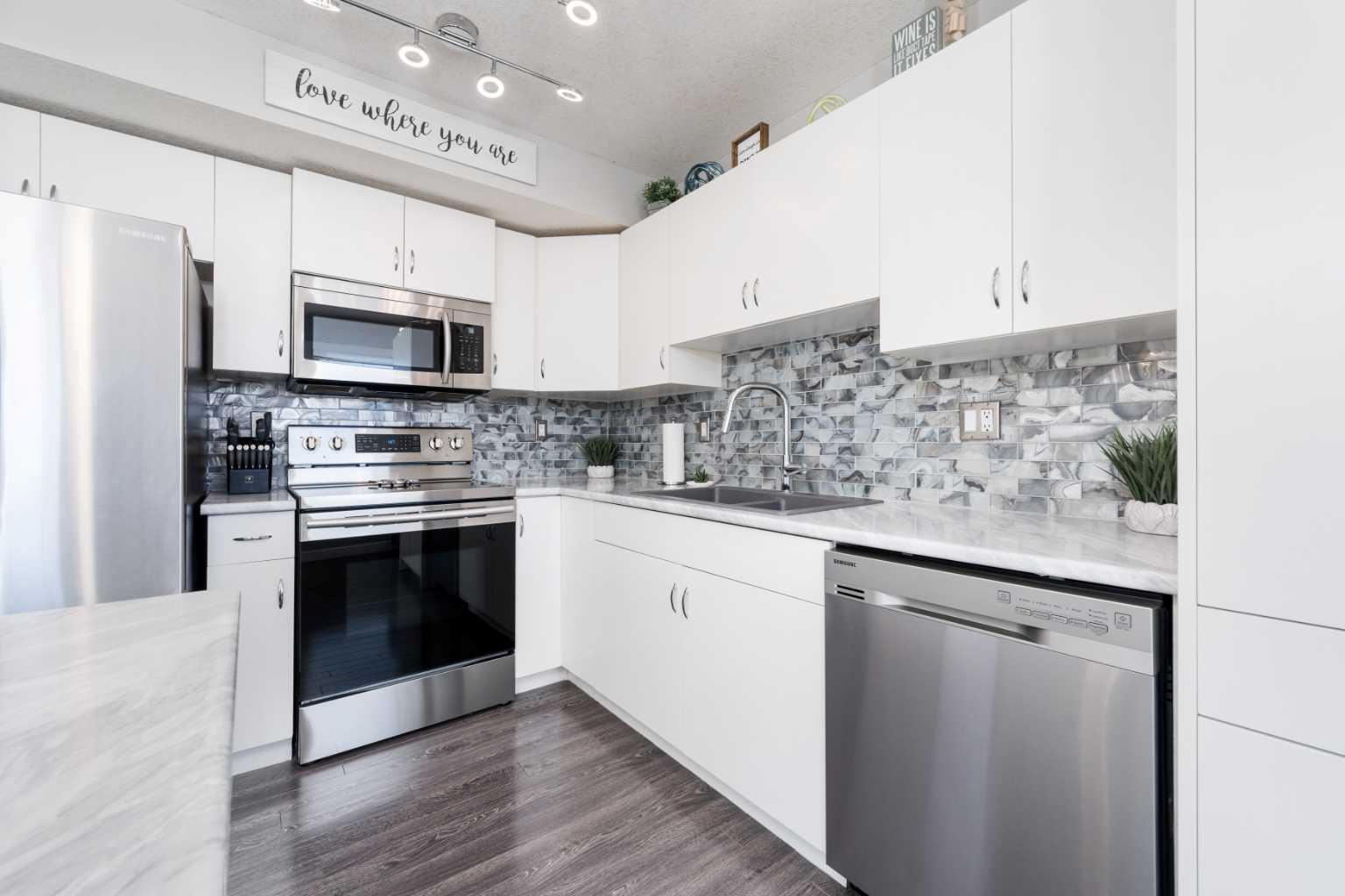 50 Westland Road 310