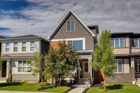53 Seton Manor SE Calgary AB T2C 2C9