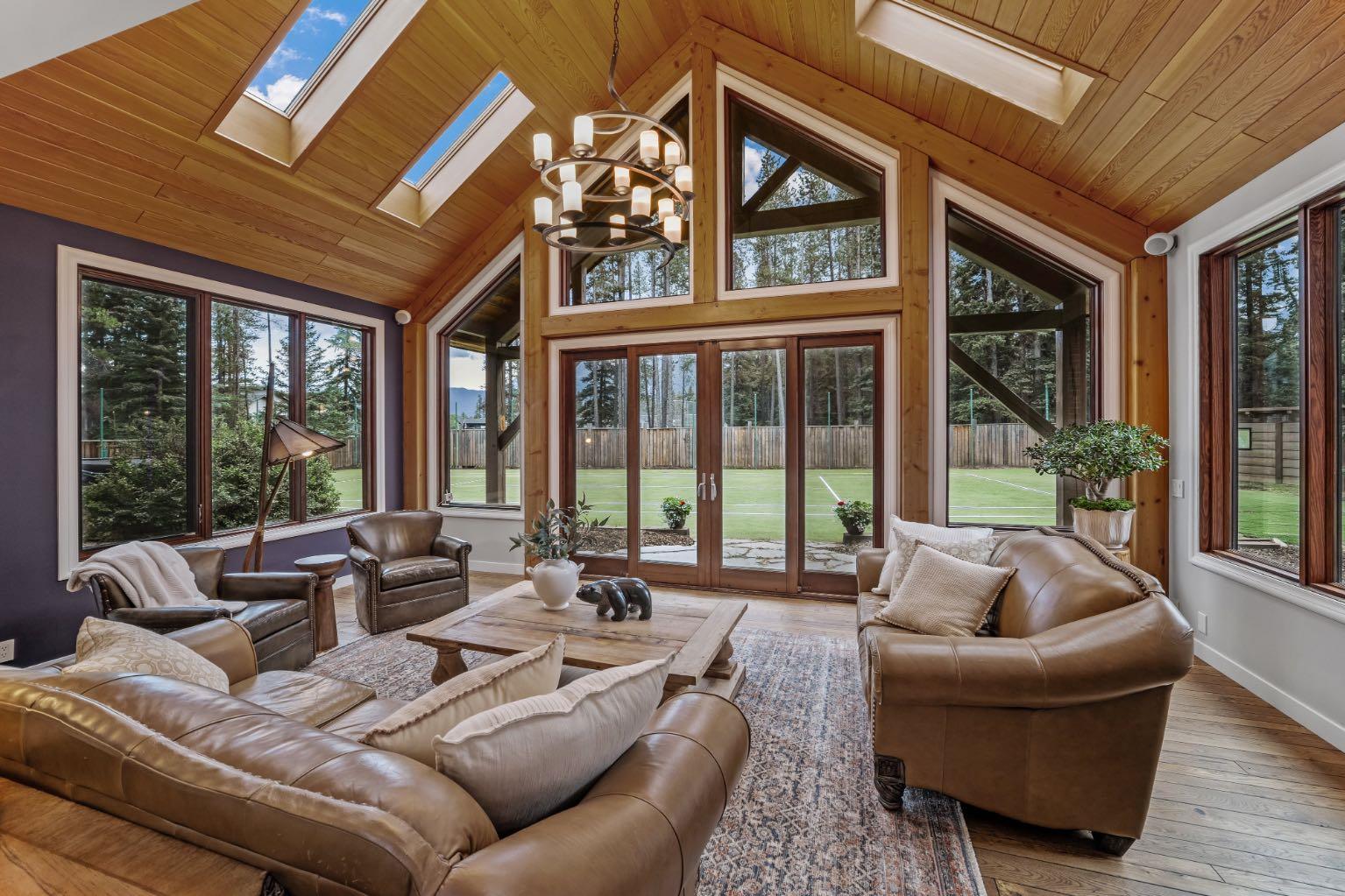5 Woodside Lane