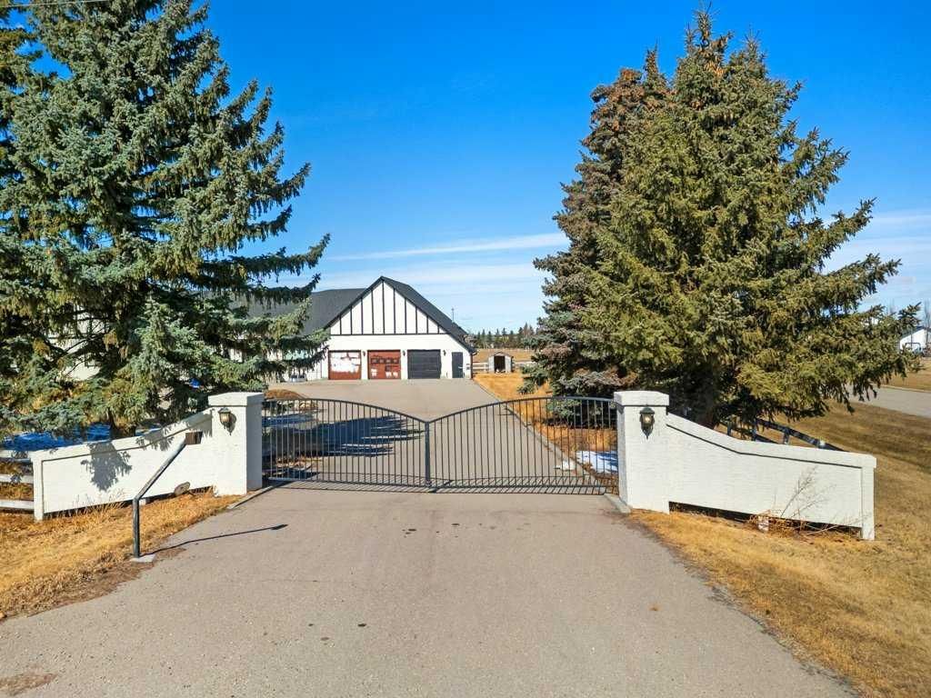 Photo of 280108 Township Road 235A, Rural Rocky View County, AB T1X 2C9 (MLS # A2309732)