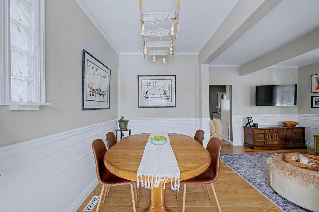 Photo of 134 30 Avenue NW, Calgary, AB T2M 2M9 (MLS # A2291979)