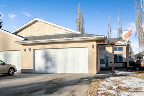 830 Westmount Drive Strathmore AB T1P 1A9