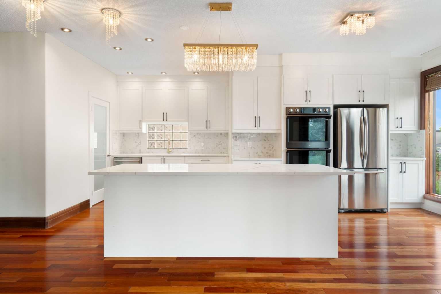 8 Coulee Park SW