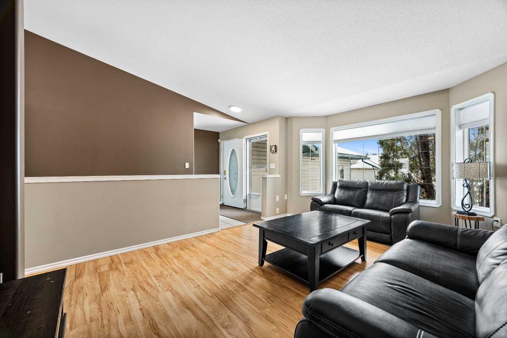 Photo of 3409 61 Avenue, Lloydminster, AB T9V 2T8 (MLS # A2300855)