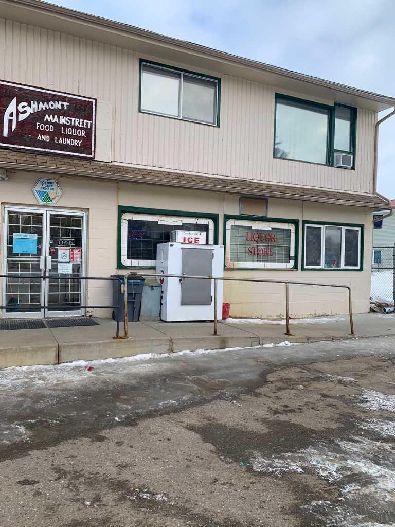 4115 Main Street