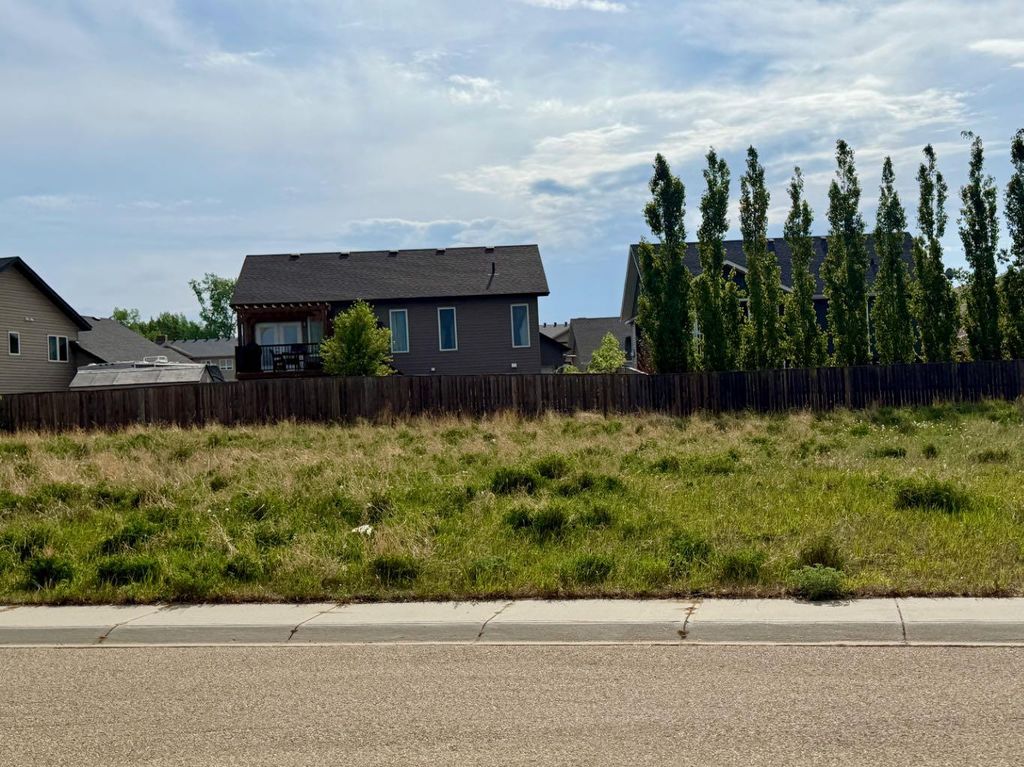 Photo of 4009 42 Street Close, Ponoka, AB T4J 0A4 (MLS # A2316102)