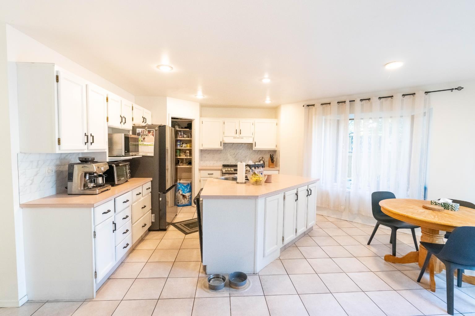 33 Sundown Close SE