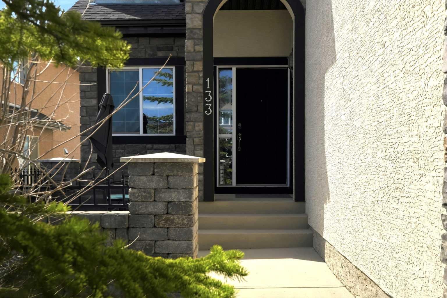 133 Aspen Stone Road SW
