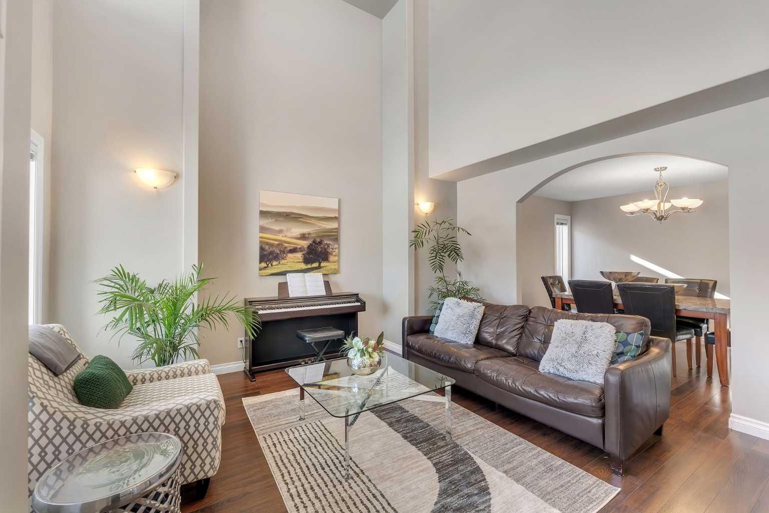 222 Canals Circle SW