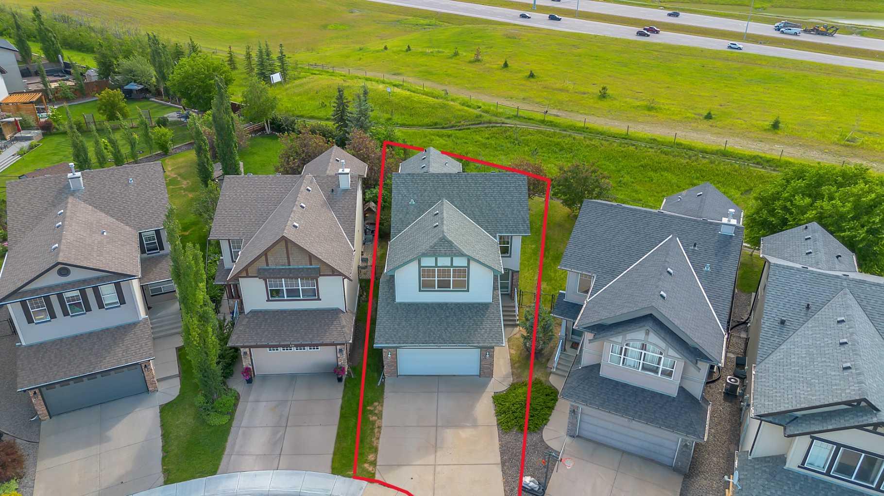 115 Cougarstone Court SW