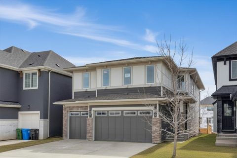 Photo of 243 Marina Grove SE, Calgary, AB T3M 3J4 (MLS # A2302457)