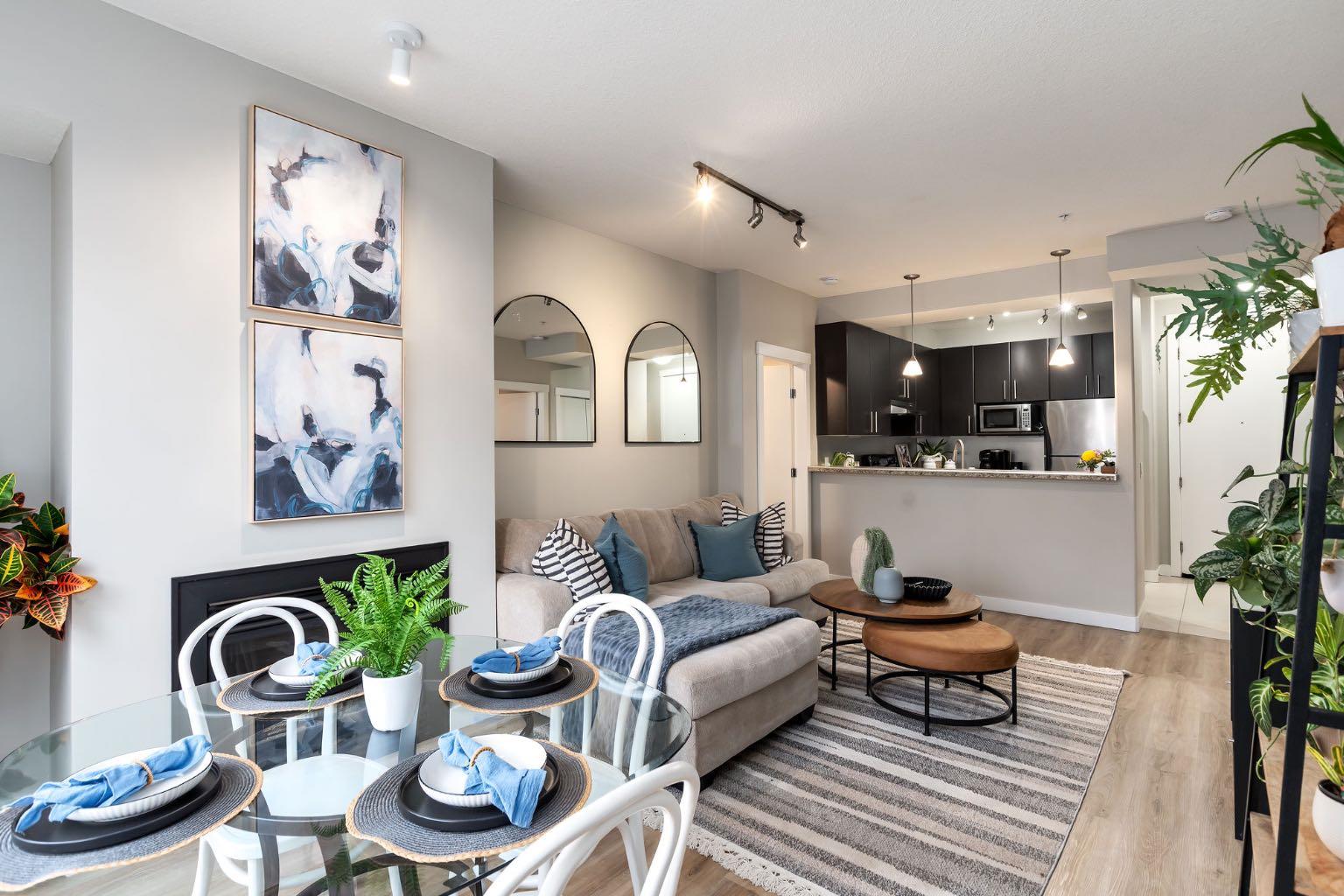 880 Centre Avenue NE 309