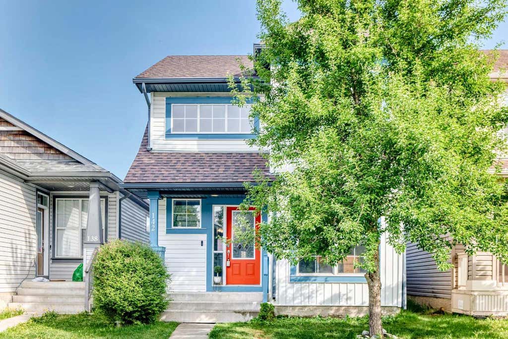 Photo of 142 AUBURN BAY Heights SE, Calgary, AB T3M 0A7 (MLS # A2324823)