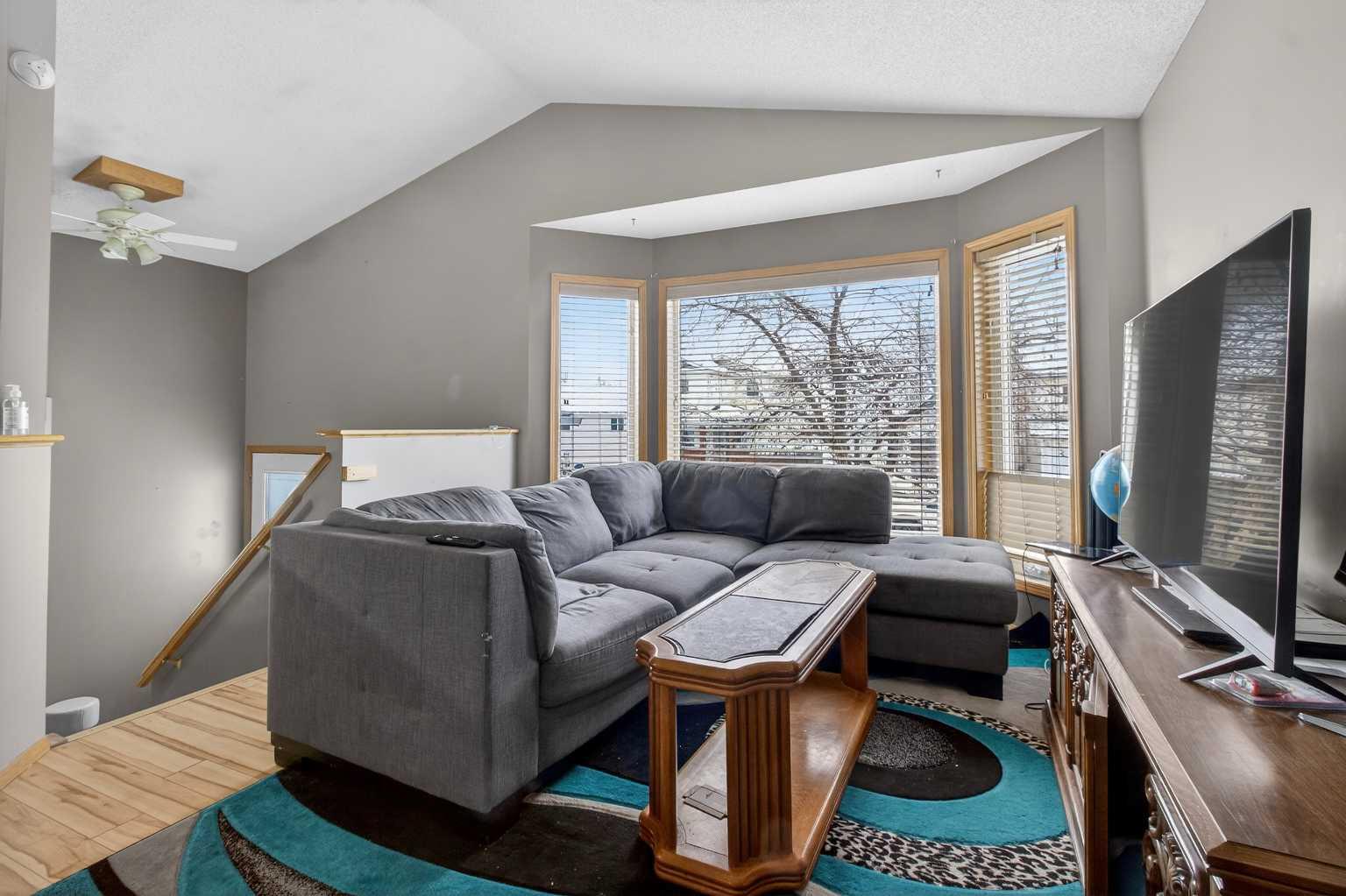 40 Erin Circle SE