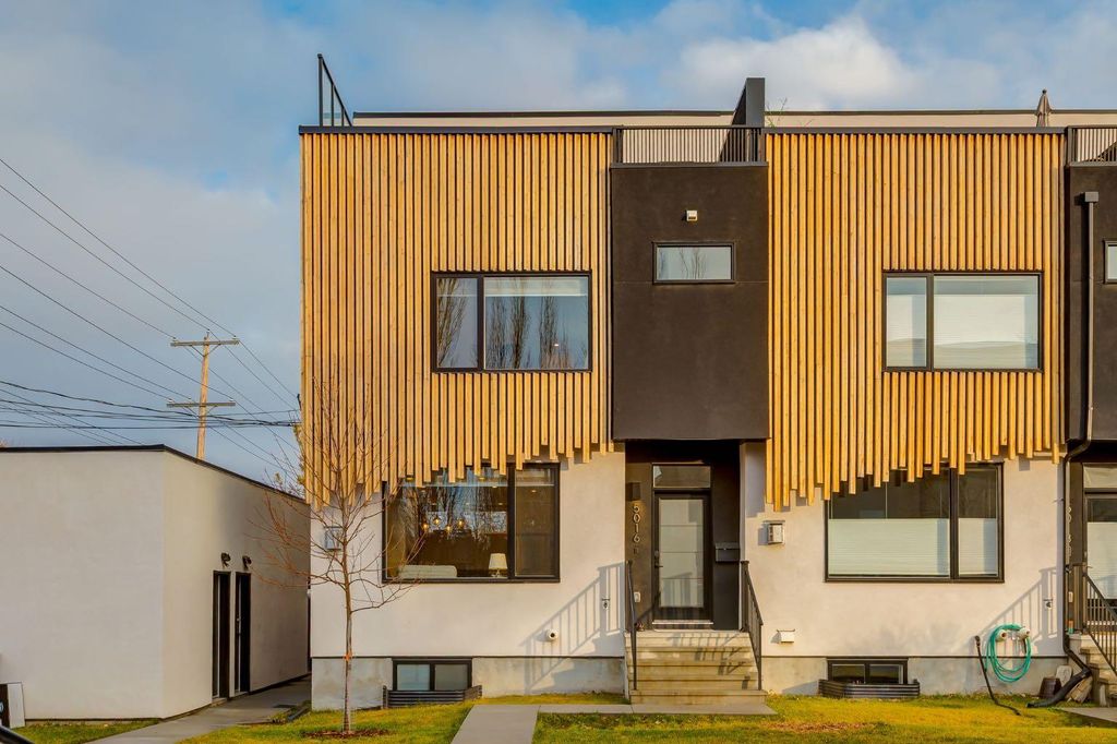 Photo of 5016 17 Street SW, Calgary, AB T2T 2W1 (MLS # A2271846)