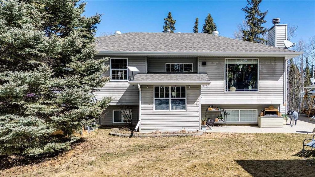 Photo of 12 Ricinus Ridge Drive, Rural Clearwater County, AB T0M 0M0 (MLS # A2303761)