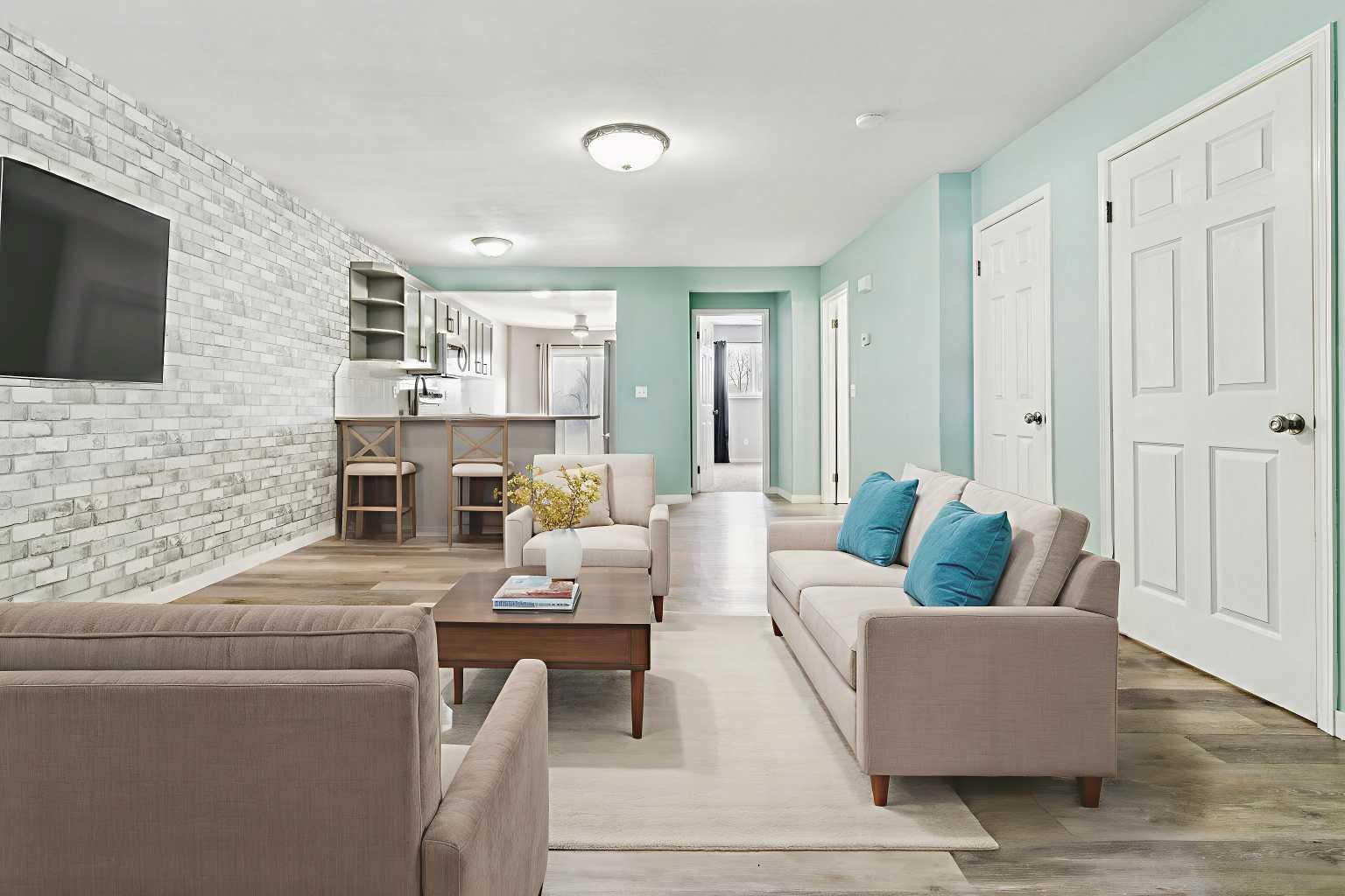 1005 Eagleview Place NW