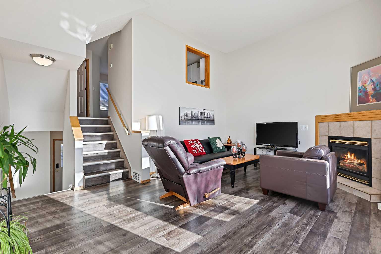 258 Rocky Ridge Court NW