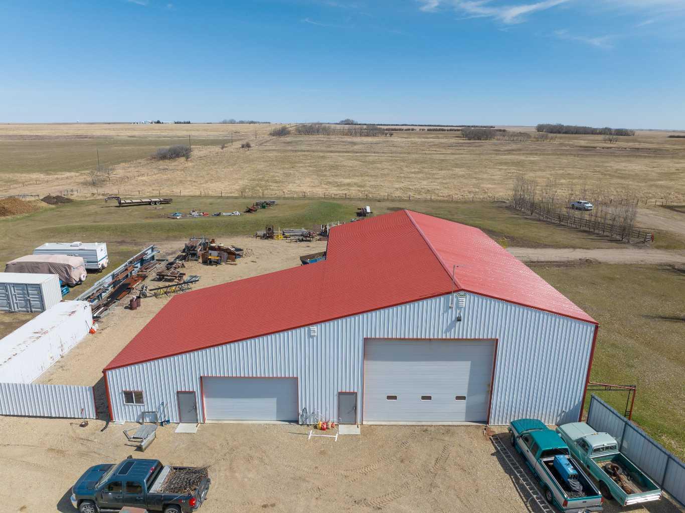 6-255077 Range Road 255