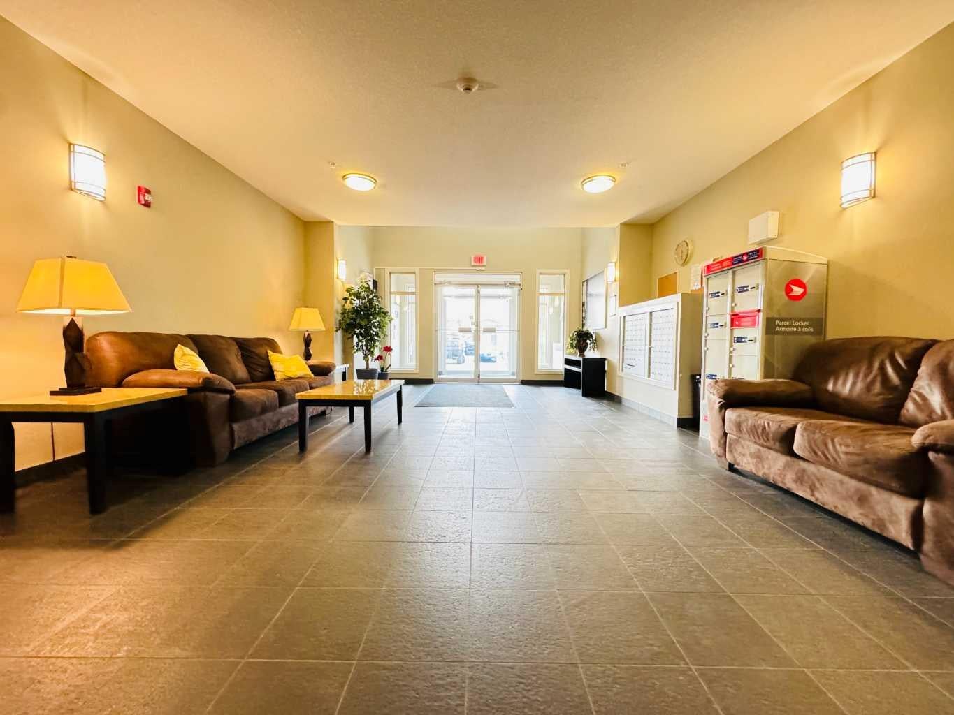 16 Auburn Bay Link SE 208