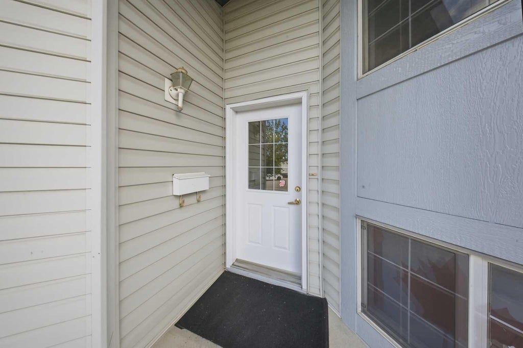 Photo of 33 MARTIN CROSSING Green NE, Calgary, AB T3J 3P1 (MLS # A2341149)