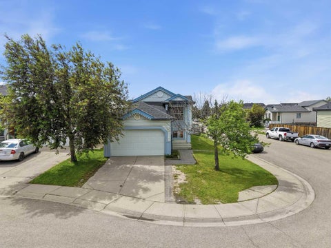 Photo of 33 MARTIN CROSSING Green NE, Calgary, AB T3J 3P1 (MLS # A2341149)