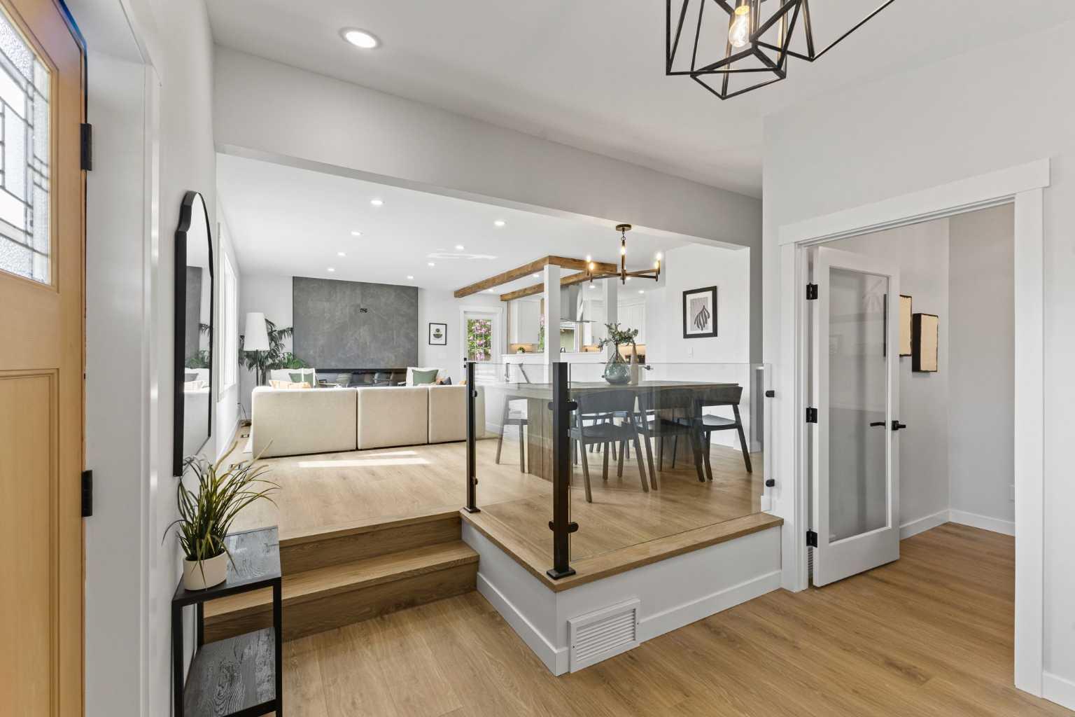 611 Agate Crescent