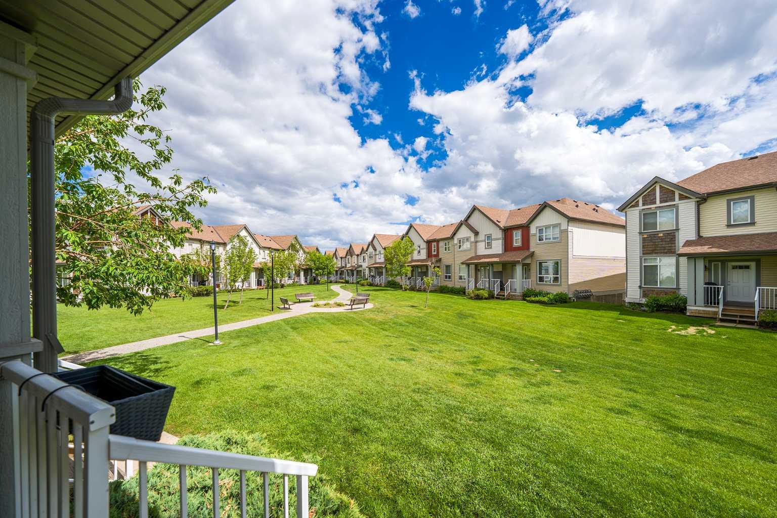 187 Copperstone Cove SE