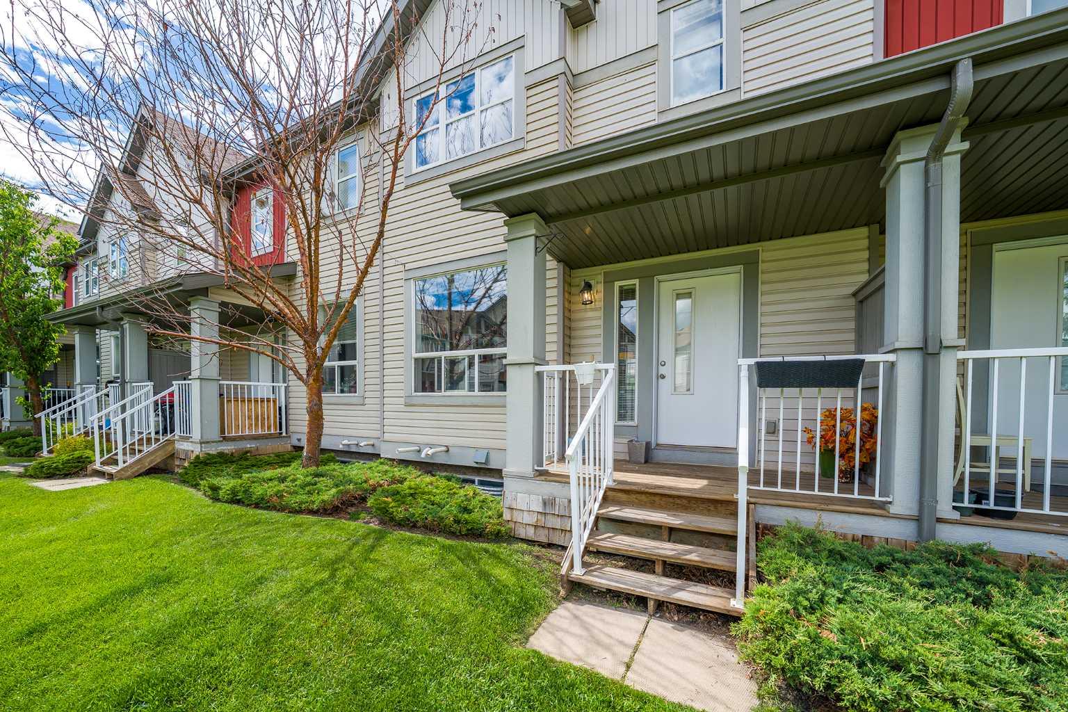 187 Copperstone Cove SE