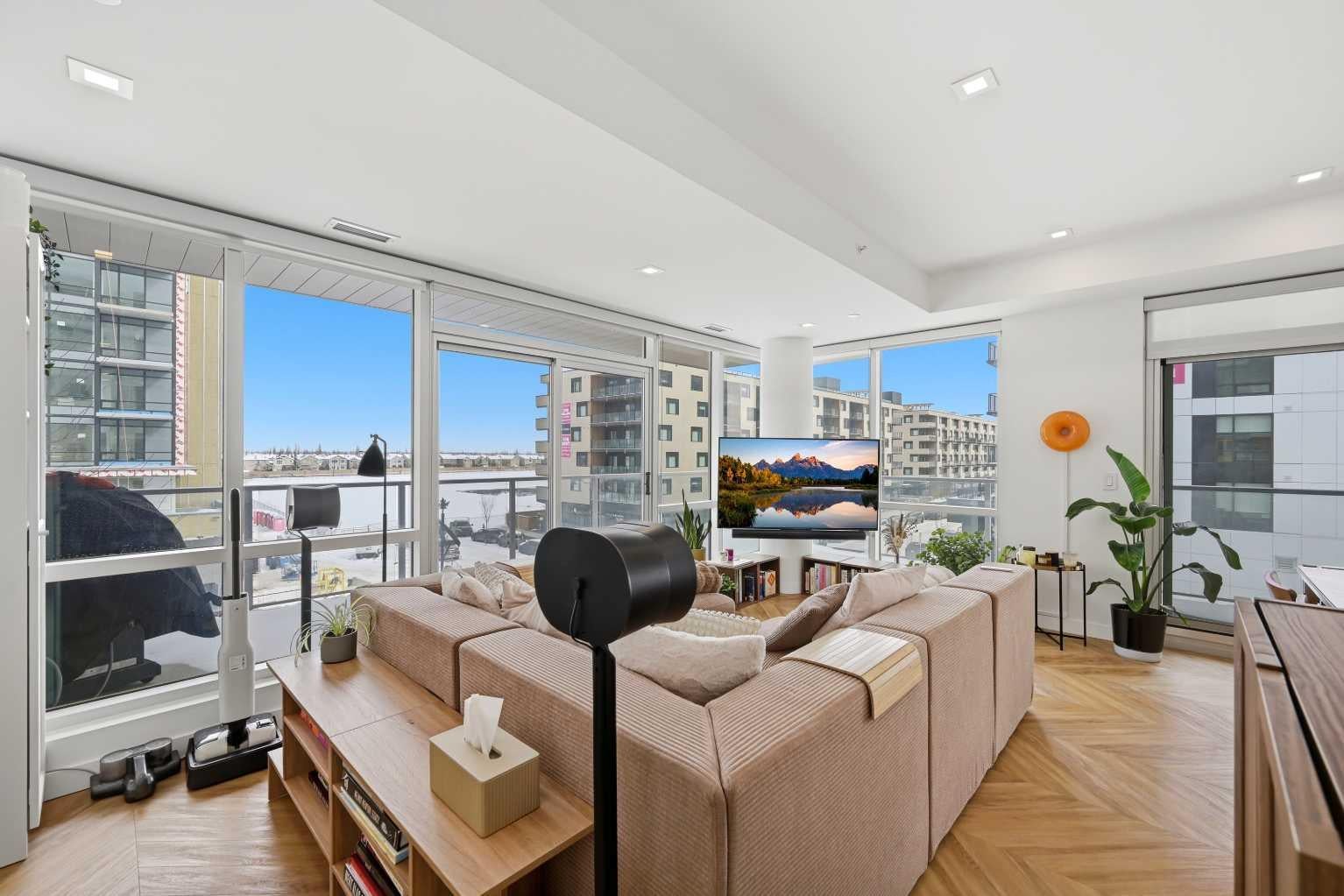 8445 Broadcast Avenue SW 315