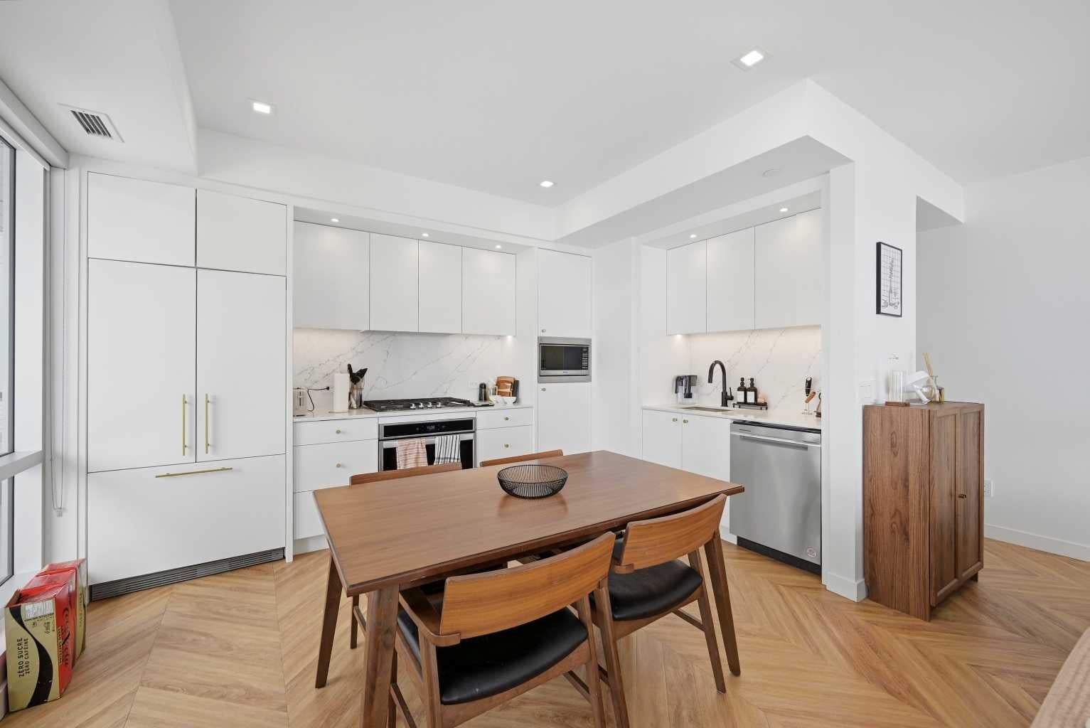 8445 Broadcast Avenue SW 315