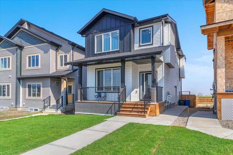 1975 McCaskill Drive Crossfield AB T0M 0S0