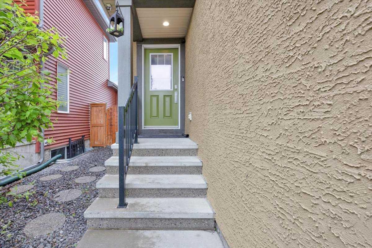 238 Sage Valley Drive NW