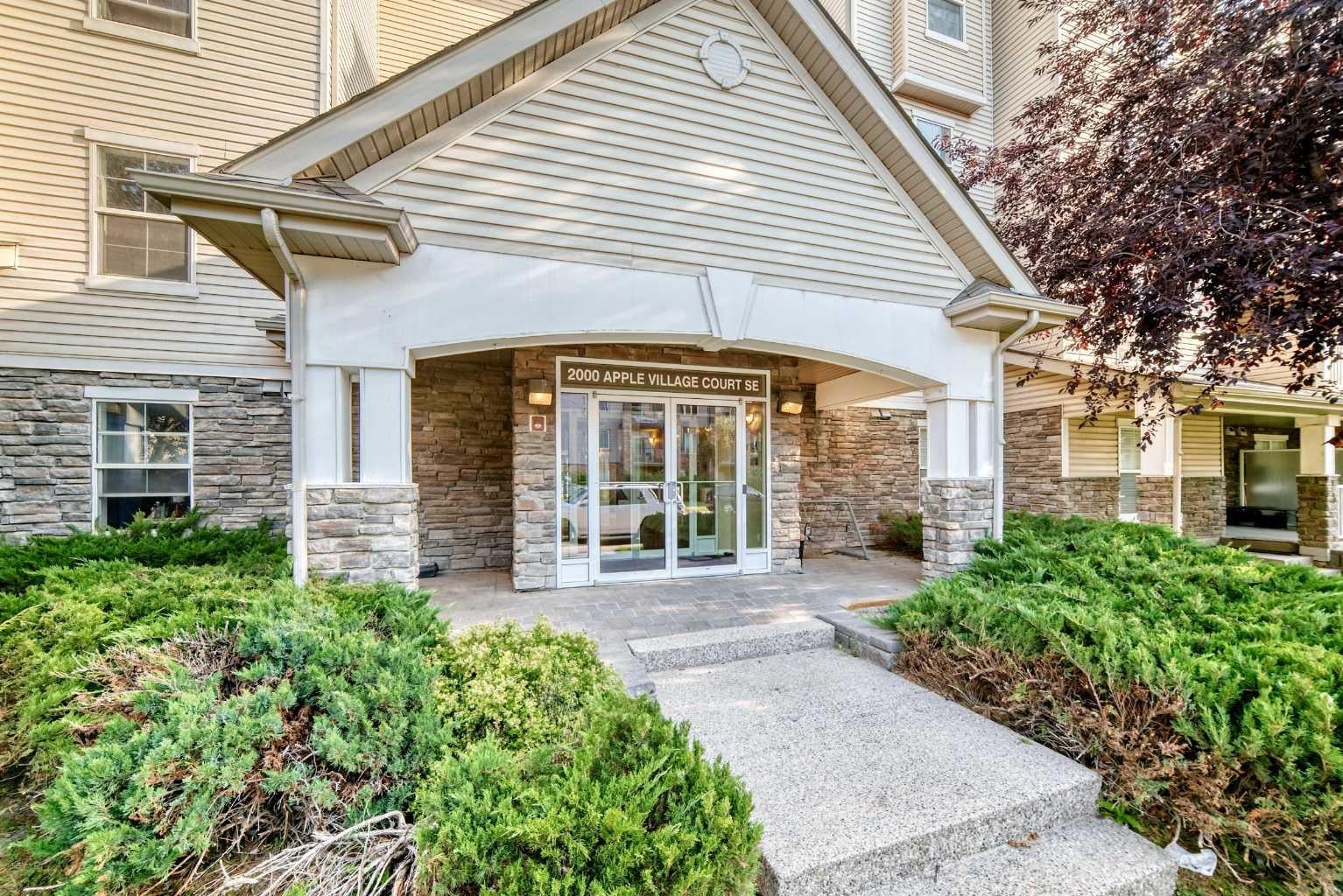 2000 Applevillage Court SE 411
