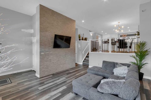 Photo of 317 Sundown Road S, Cochrane, AB T4C 2T2 (MLS # A2324579)