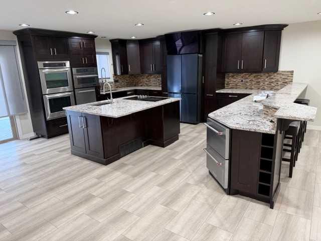 421 Sherwood Place W