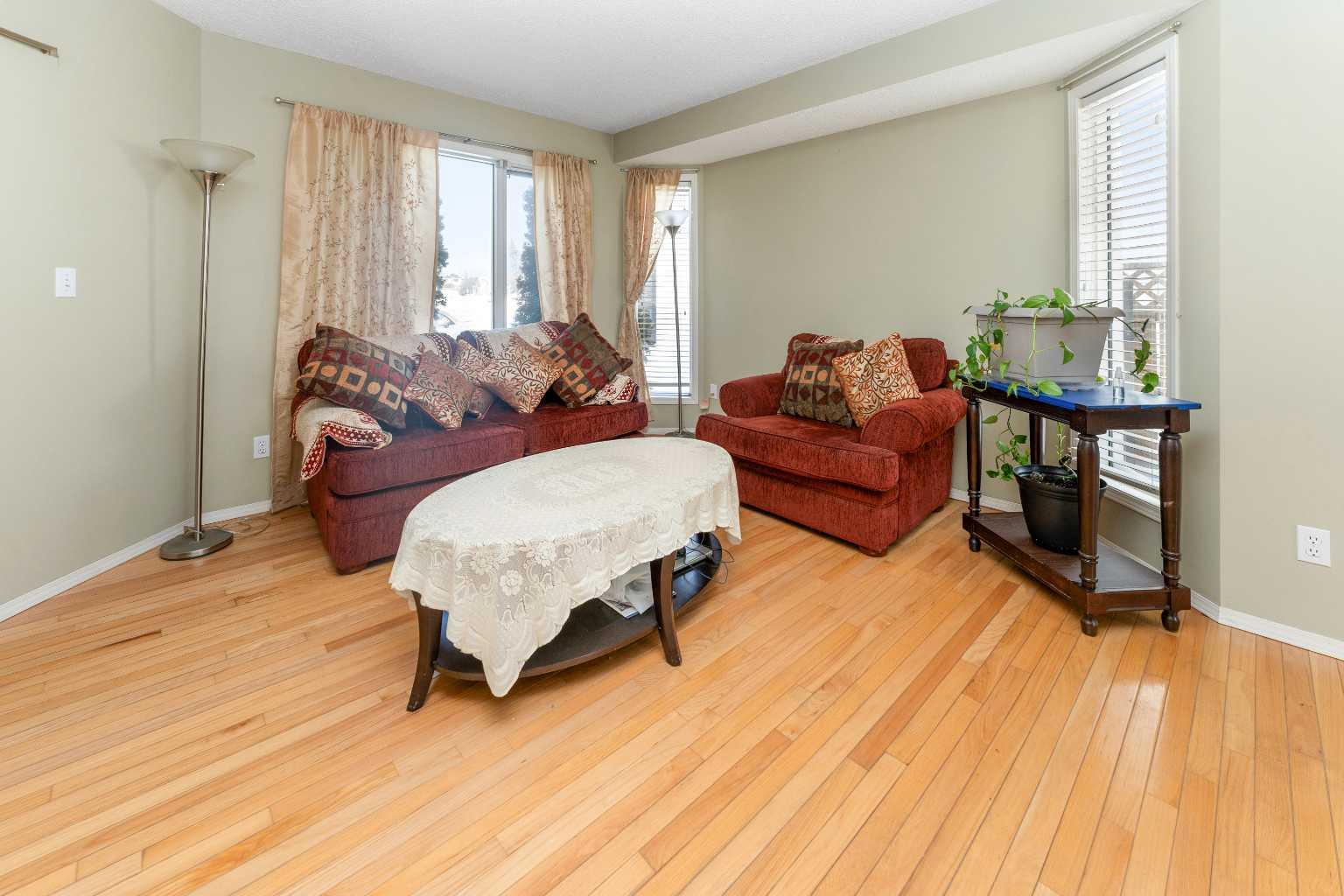 63 Hawkmount Green NW