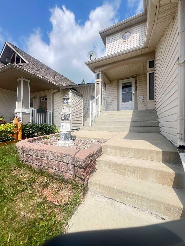 2092 Reunion Boulevard NW