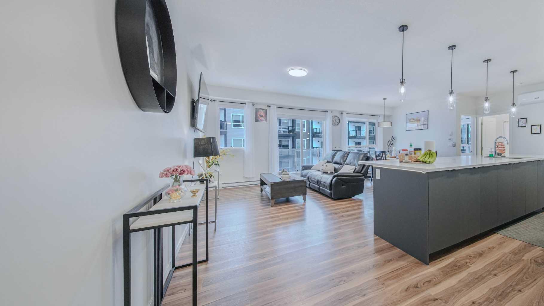 33 Carringham Gate NW 2209