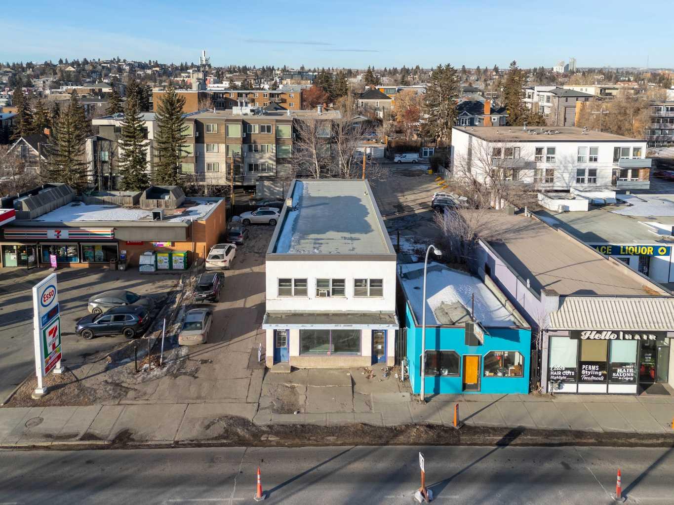 2611, 2613, 2615 14 Street SW