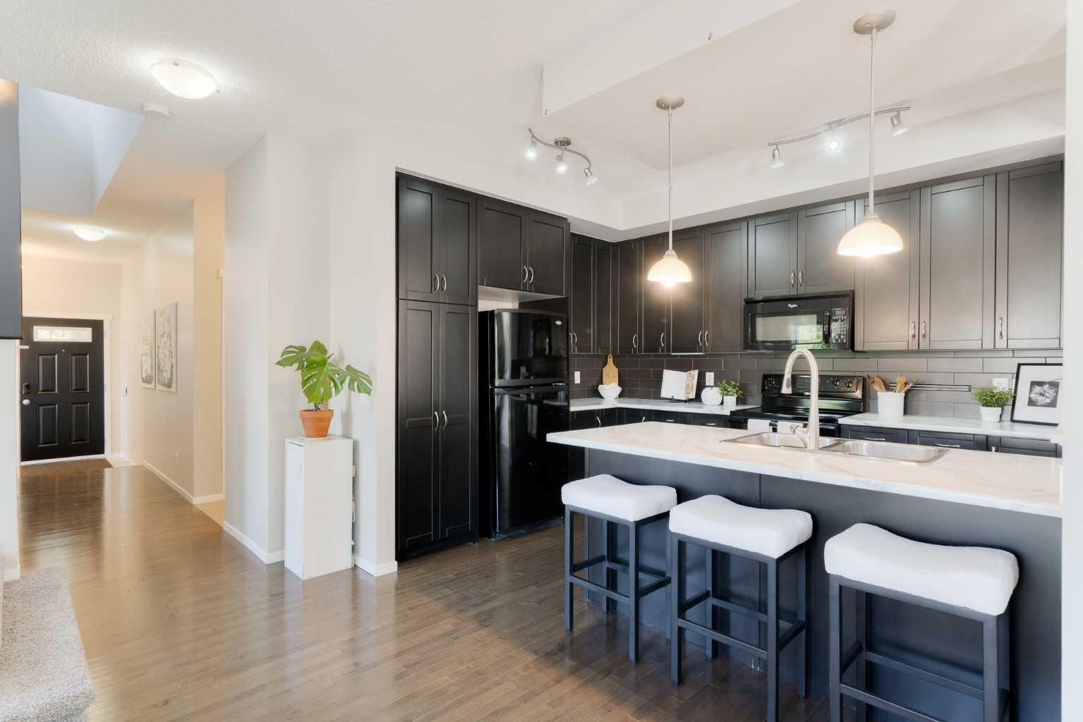 2 River Heights Crescent