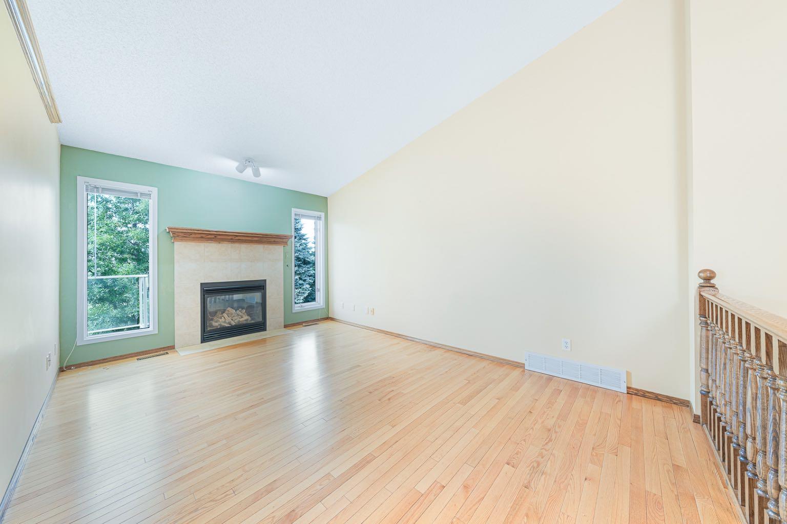 22 Douglas Woods Park SE