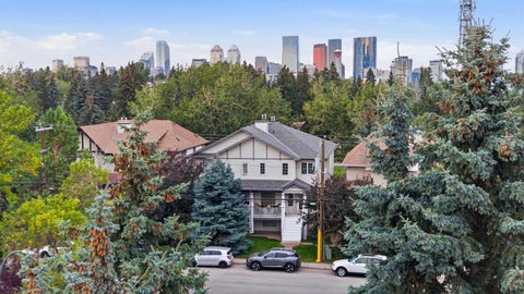Photo of 24 34 Avenue SW #2, Calgary, AB T2S 2Z2 (MLS # A2340380)