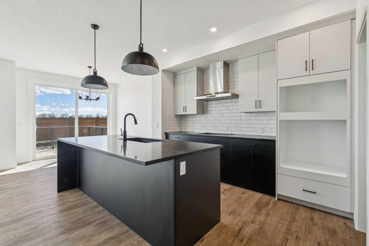 73 Sora Gate SE