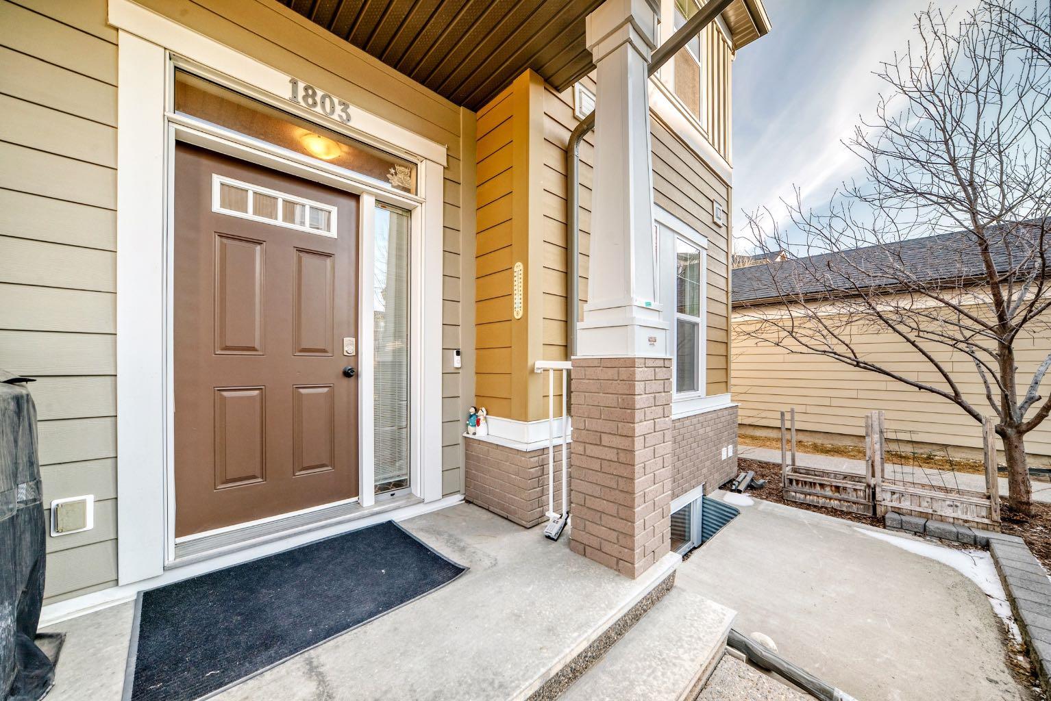 1803 Evanston Square NW