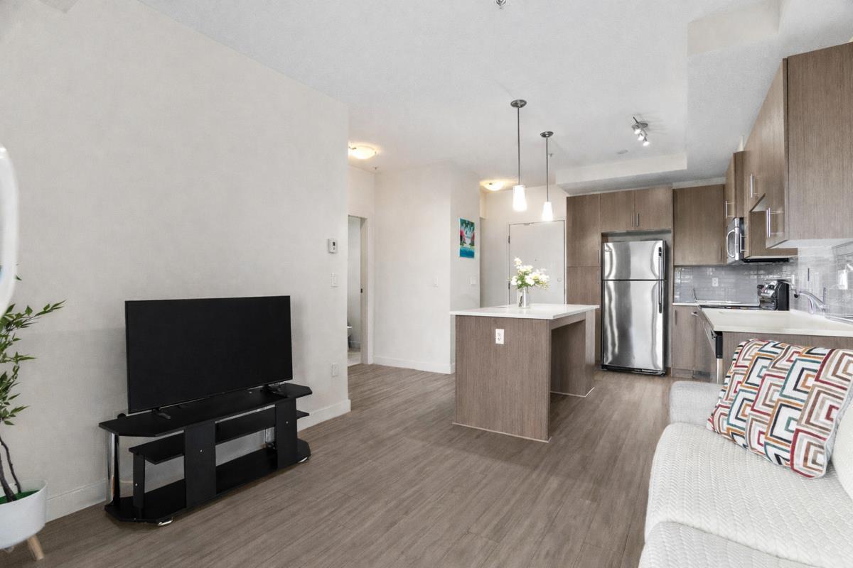 15233 1 Street SE 201