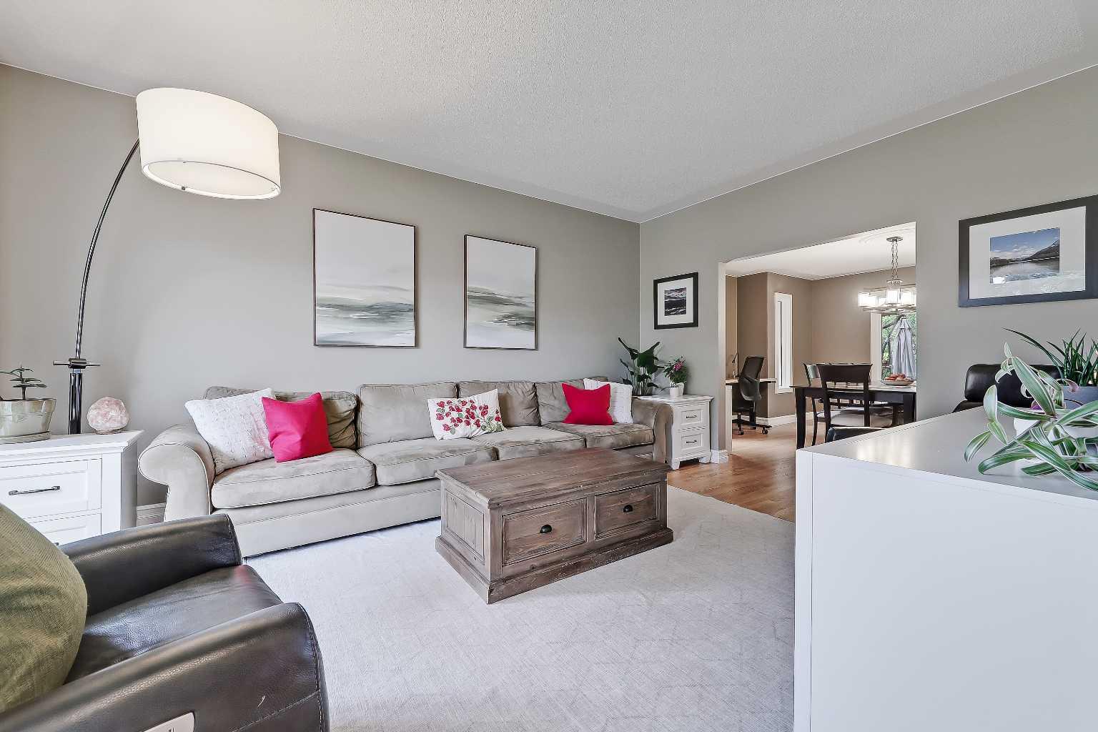 232 Scimitar Bay NW