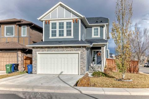 98 Legacy Lane SE Calgary AB T2X 1Y7